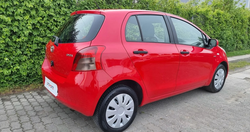 Toyota Yaris cena 11900 przebieg: 199000, rok produkcji 2008 z Warszawa małe 407